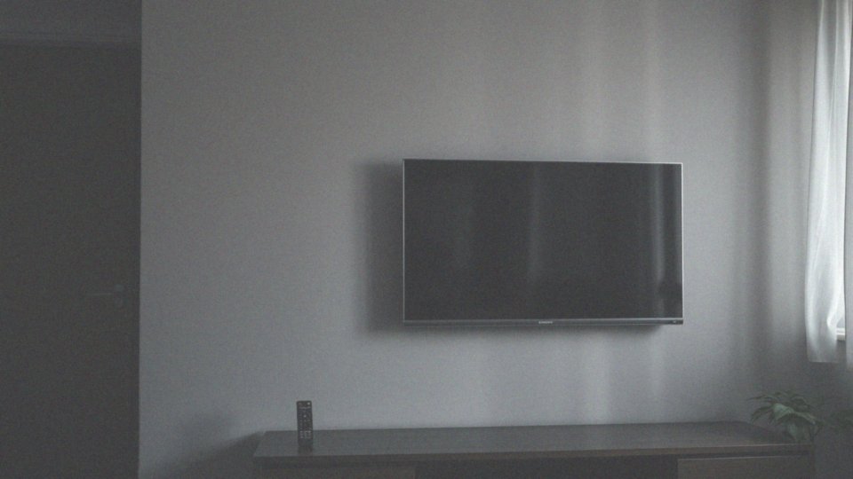 Jak rozpocząć wyszukiwanie kanałów w telewizorze?