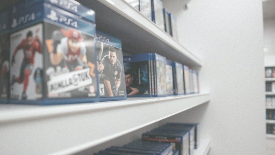 Jakie warianty gier można kupić na PS4?