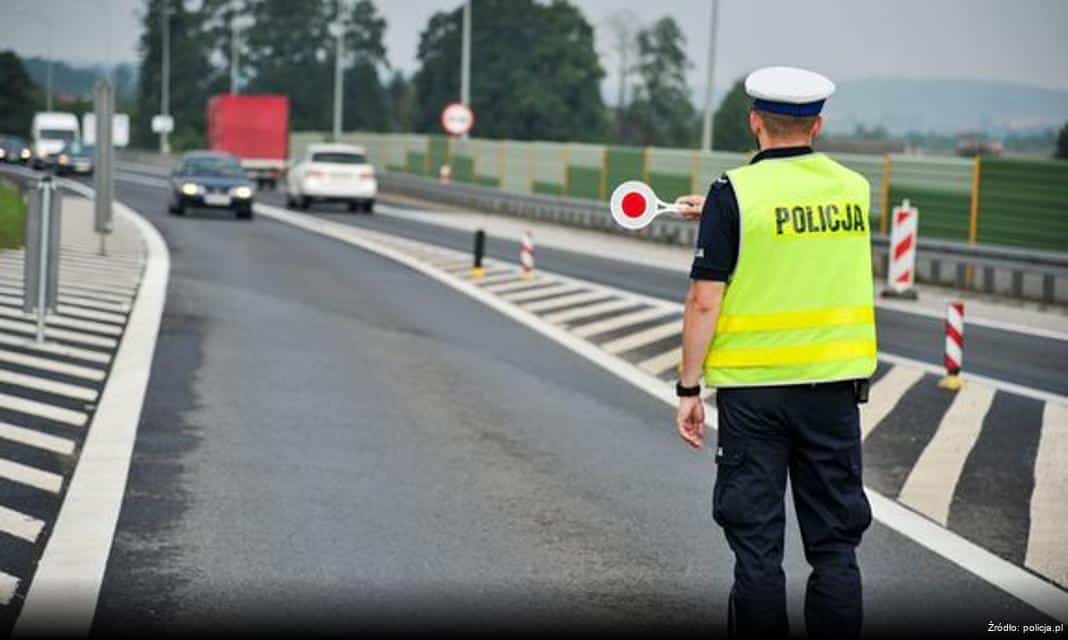 Spotkanie policji z seniorami w Żurominie z okazji Ogólnopolskiego Dnia Seniora